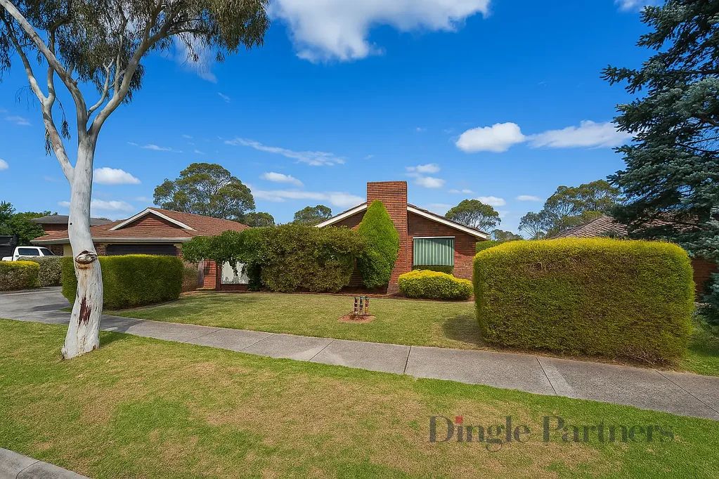 Well Appointed Family Abode!