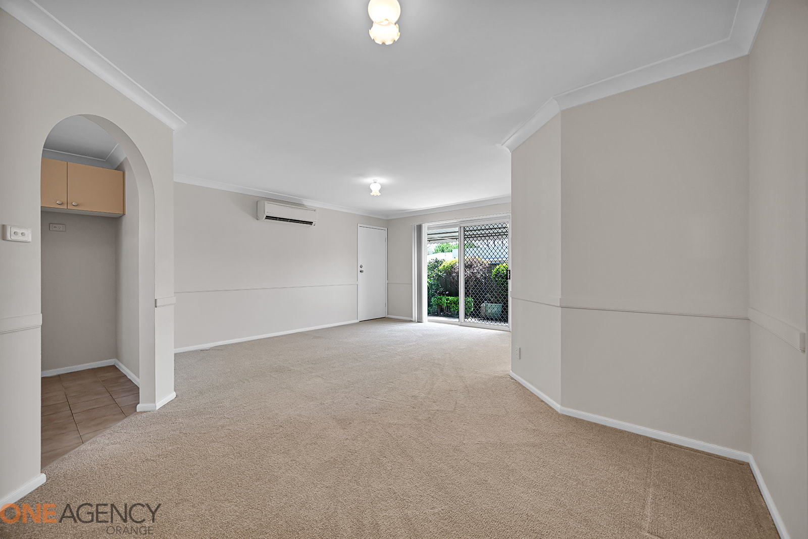 UNIT 4 109 MATTHEWS AV, ORANGE NSW 2800, 0房, 0浴, Unit