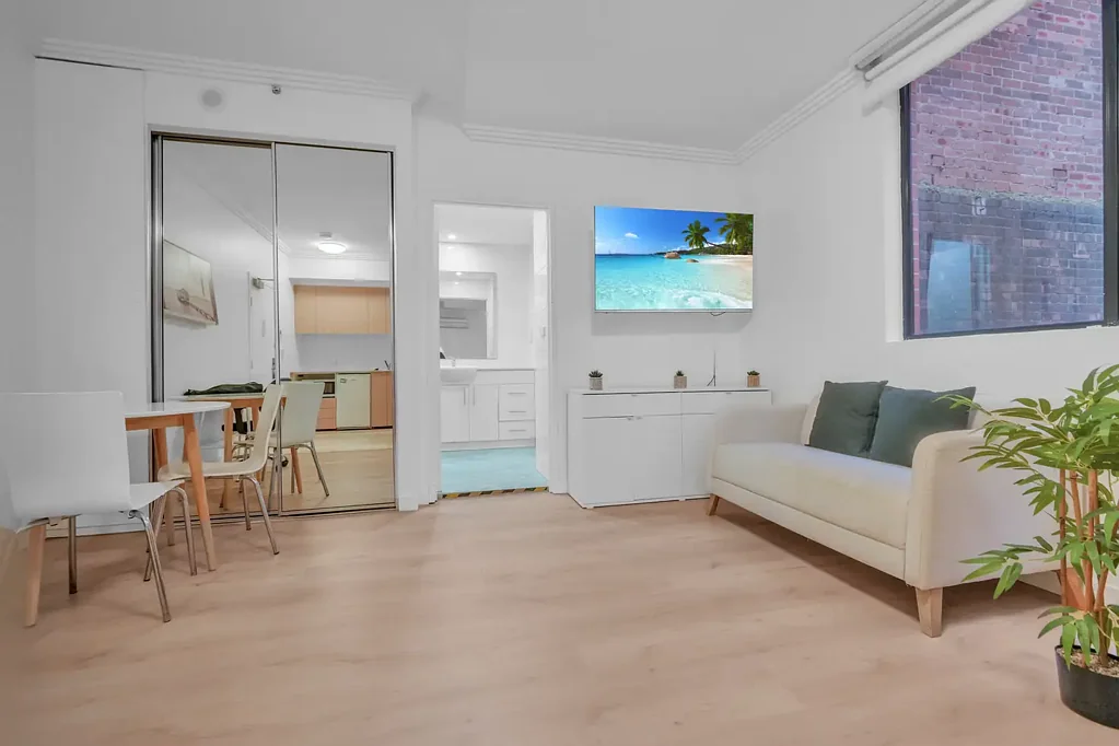 STUDIO WITH A VIEW @DARLING HARBOUR - LONG-SHORT TERM RENTAL
