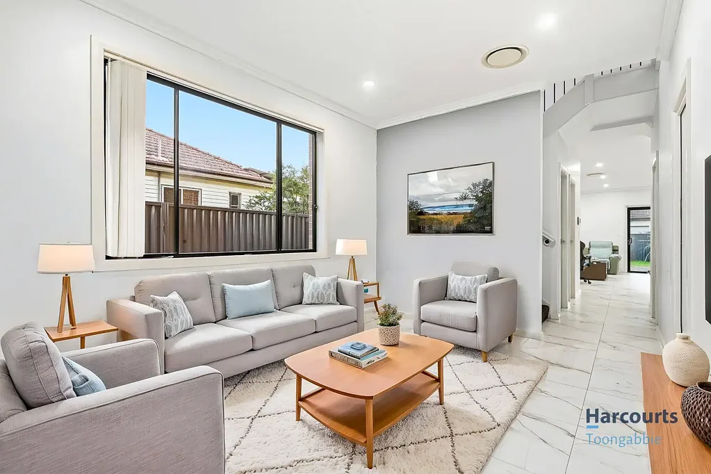 Toongabbie 4Kwarto Executive Masterpiece | Space, Style & Unbeatable Location!