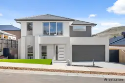 237 Stonehill Drive, Maddingley