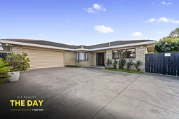 2/30 Victoria Road, Papatoetoe