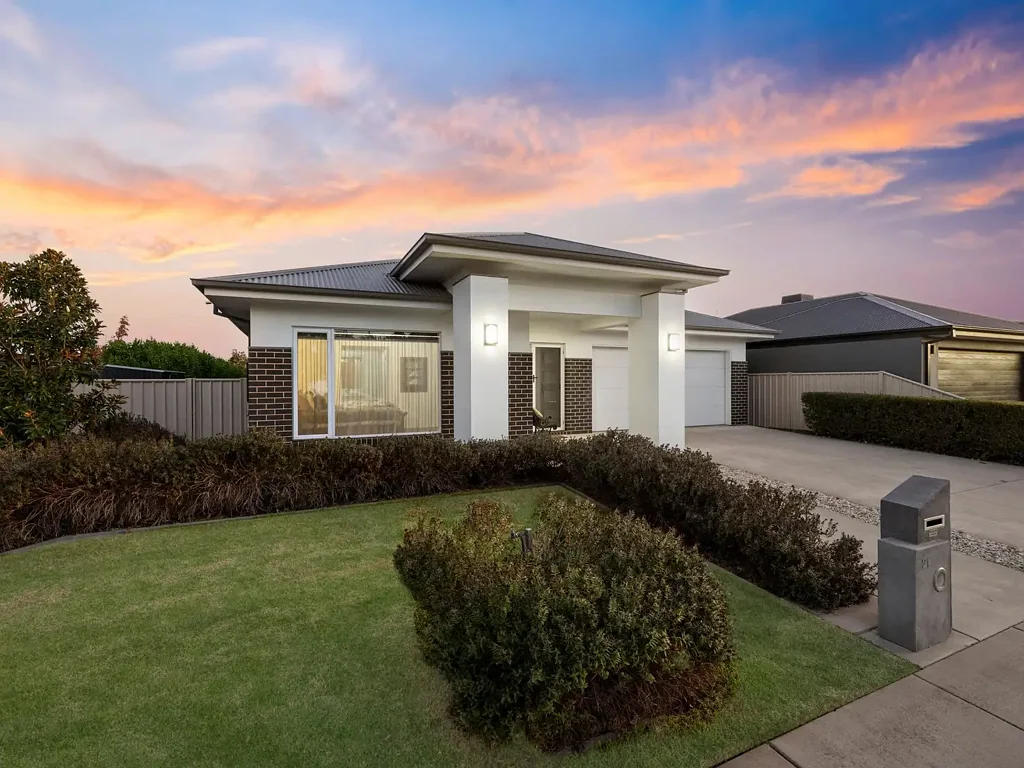21 Simkin Drive, Benalla, VIC 3672
