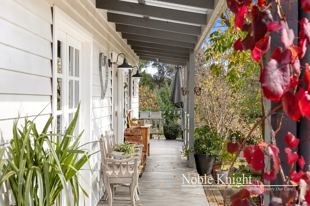 Yea 3 Bedroom Charming Country-Style Home in the Heart of Town