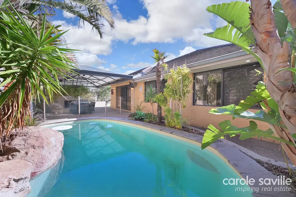 Sinagra 4房  Family Living with Pool & Great Outdoor Entertaining