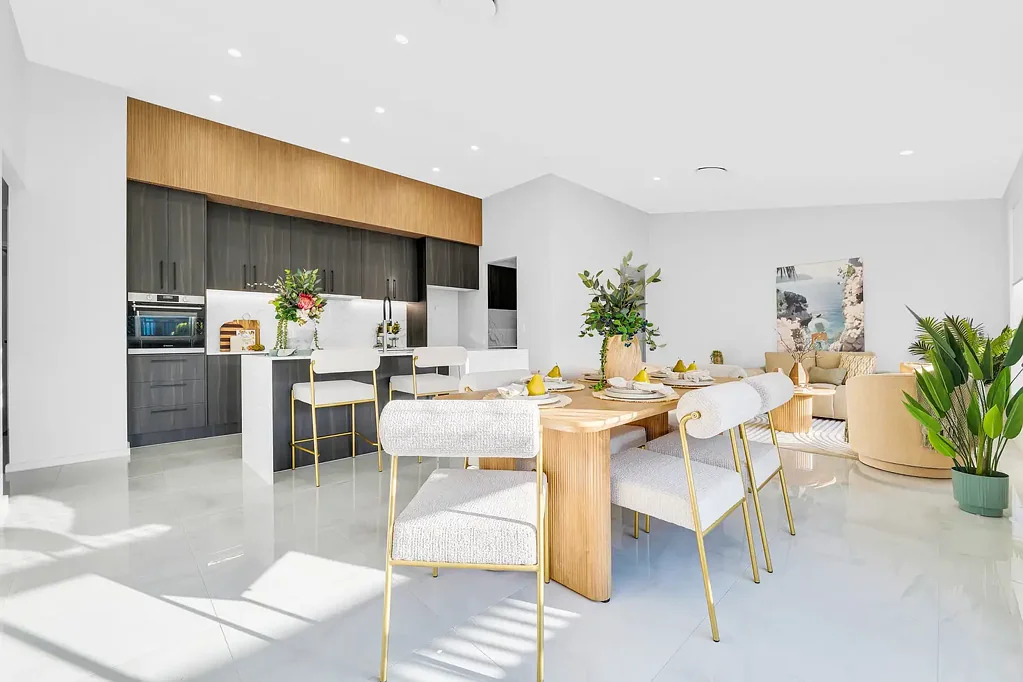 South Maclean 4ห้องนอน Craftsmanship at it's Finest