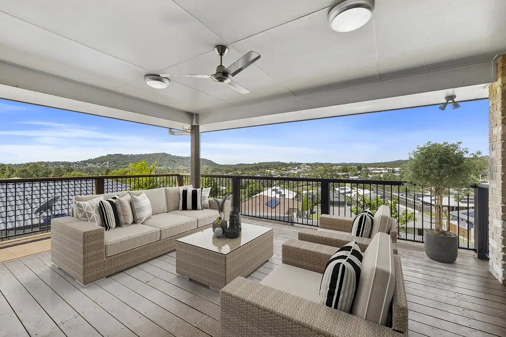 APPROVED APPLICATION:SPACIOUS HOME WITH MULTIPLE ENSUITES & ELEVATED OUTDOOR LIVING