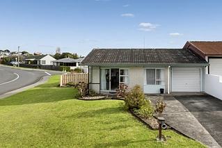 1/2 Pounamu Place, Shelly Park, Shelly Park, Manukau City