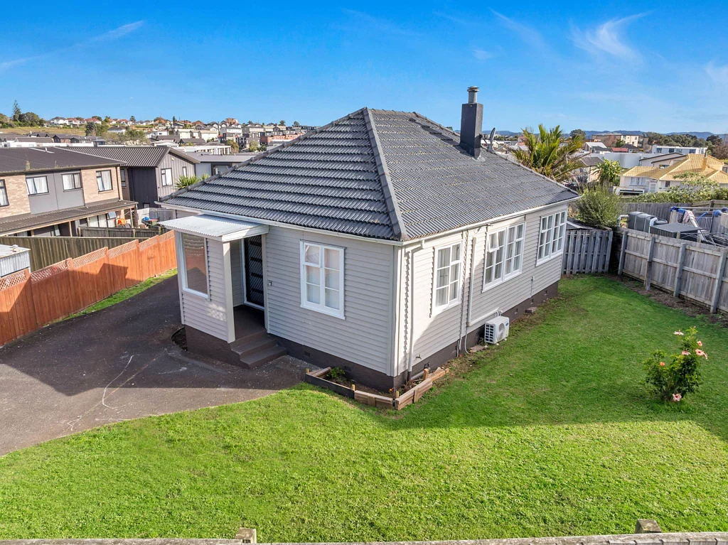 Mount Roskill 2房  Sunny Freestanding Family Home