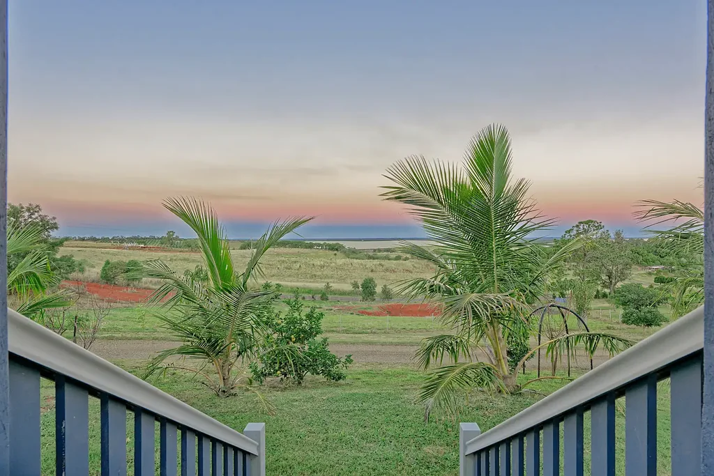 South Isis Views over a Roaming Countryside