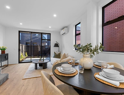 2/5 Donald Place, Merivale, Christchurch City, 2 Kuwarto, 2 Banyo, Townhouse