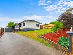 45 McCullough Street, Lakes Entrance