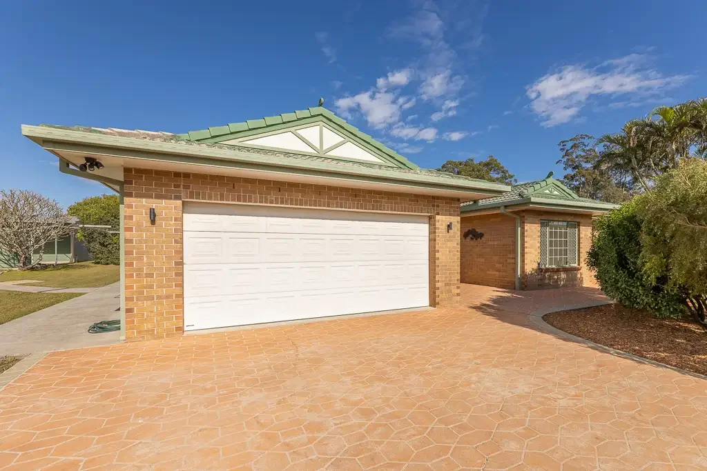 Large Family Home with all of the bells and whistles!!!