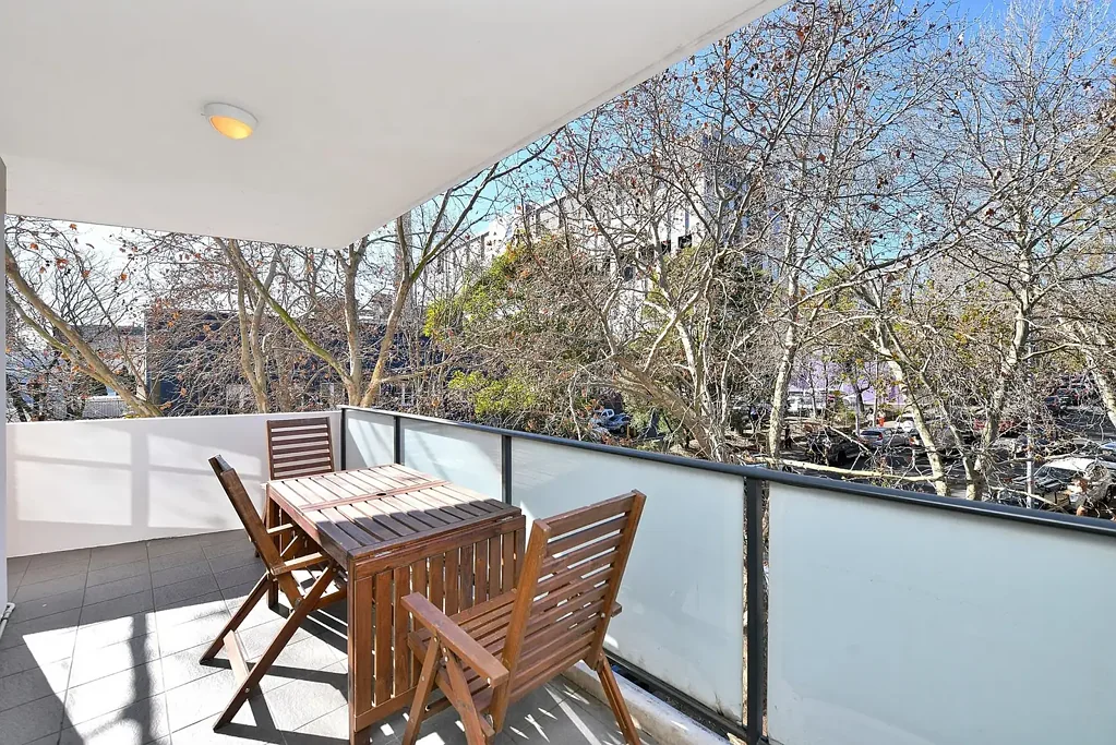 Newtown's Dual-Level Gem with Sunlit Balconies