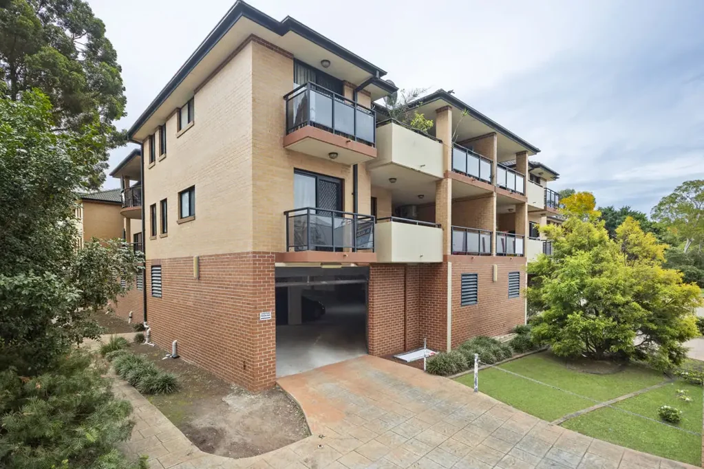7/4-6 Treves Street, Merrylands, NSW 2160
