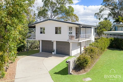 West Gladstone 3房  CHARMING HIGHSET HOME WITH EXPANSIVE VIEWS + PRIME POSITION