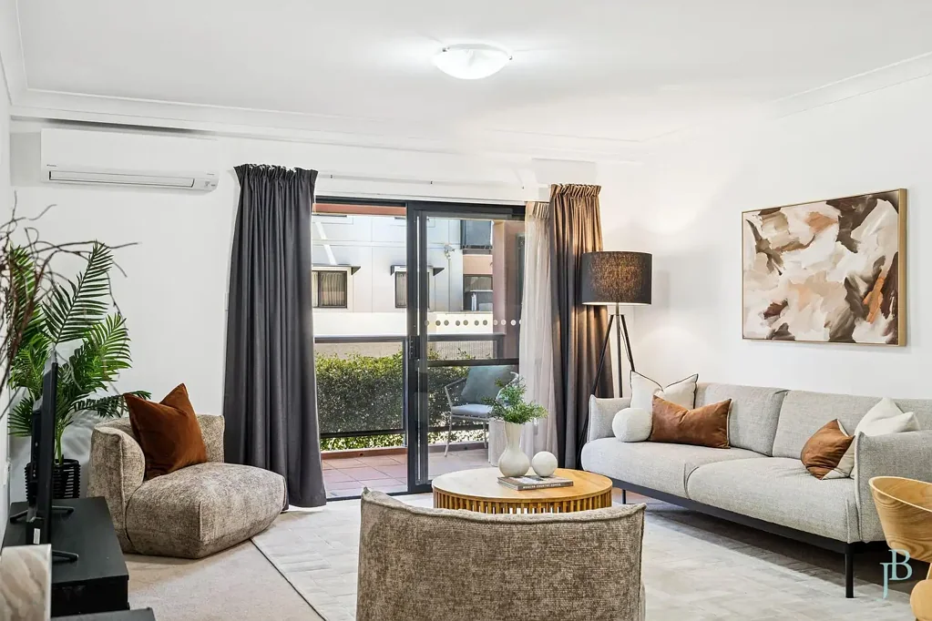 Perth 2 Slaapkamer Urban living with space, light and outdoor appeal