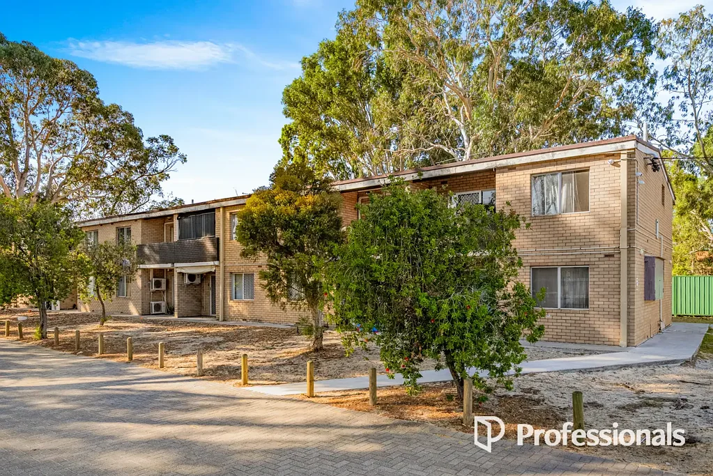 Maddington 2 Bedroom Maddington Low-Maintenance Living!