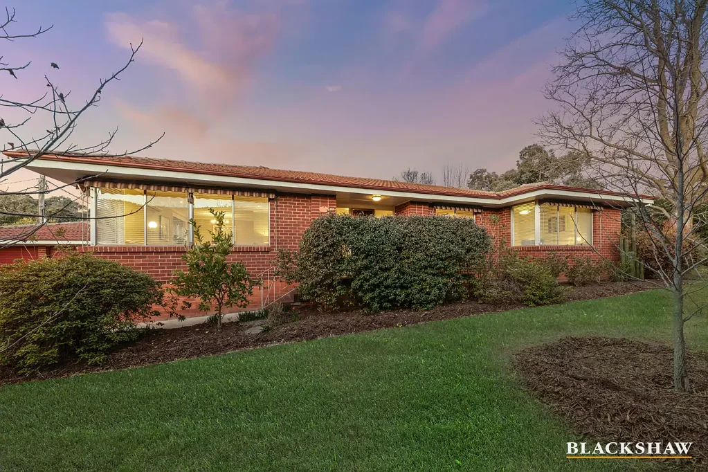 10 Tryon Street, Hackett, ACT 2602