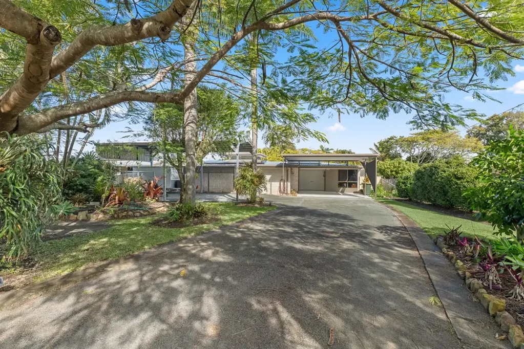Torquay 3Kwarto PRIVATE FAMILY RETREAT ON A HUGE 1,277M² BLOCK WITH ROOM FOR THE CARAVAN