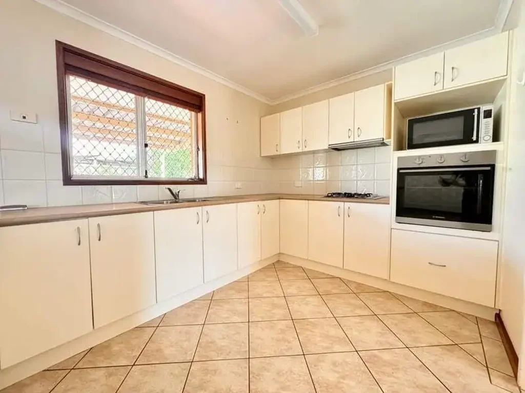 Enjoy This Spacious Luxury Home