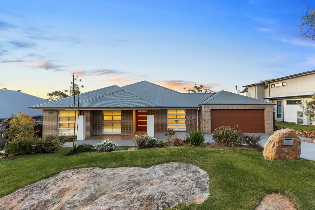 11 Spring Street, Springwood, NSW 2777