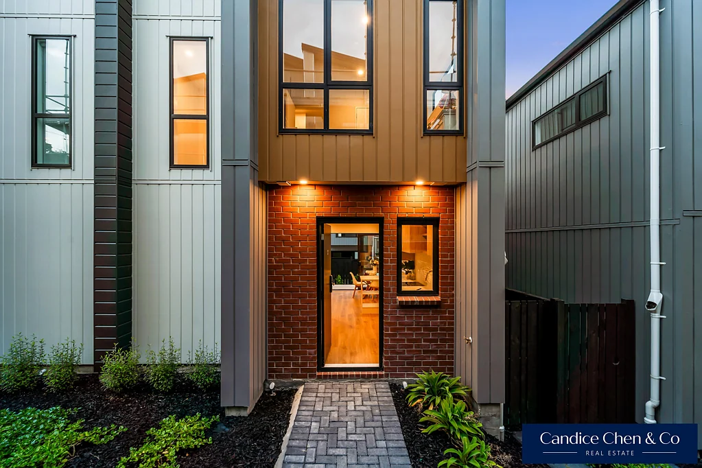 20 Don Oliver Lane, Glen Eden, Waitakere City, Auckland