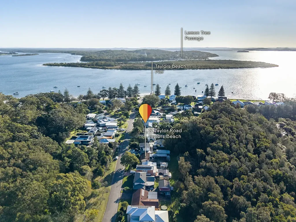 Taylors Beach 3房  Waterside Village Living – A Blank Canvas Waiting for You