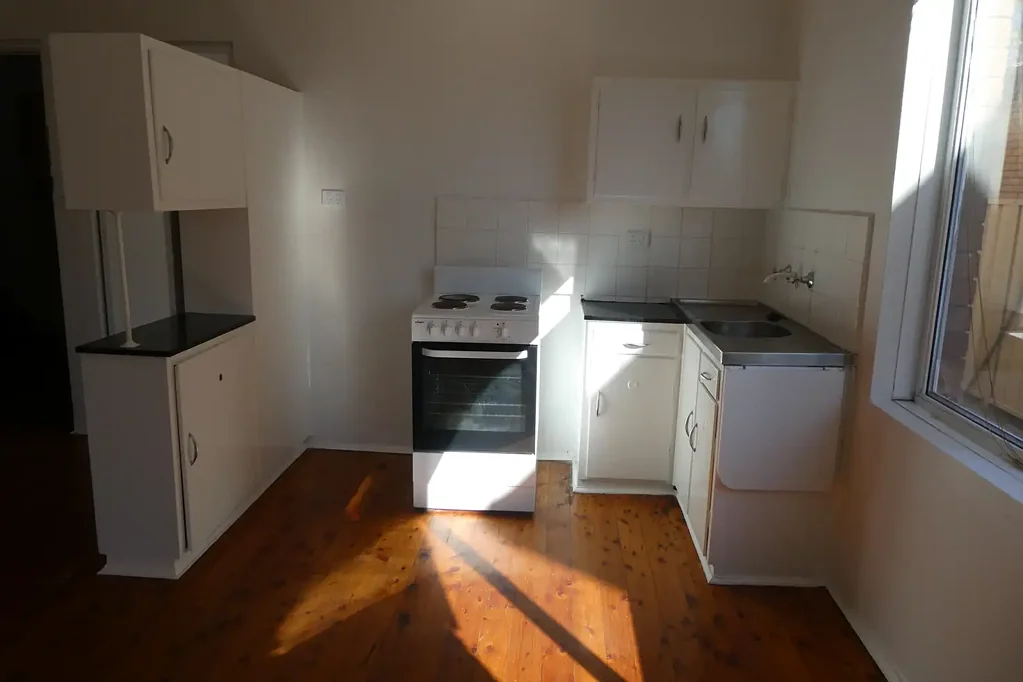 Convenient ground floor 2 bedroom unit