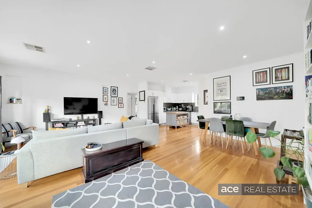 Laverton 3ห้องนอน Modern Comfort in This Beautiful 3-Bedroom Residence