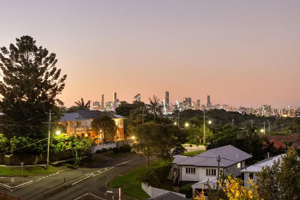 Tarragindi 4部屋 Artfully Designed Retreat with City Views