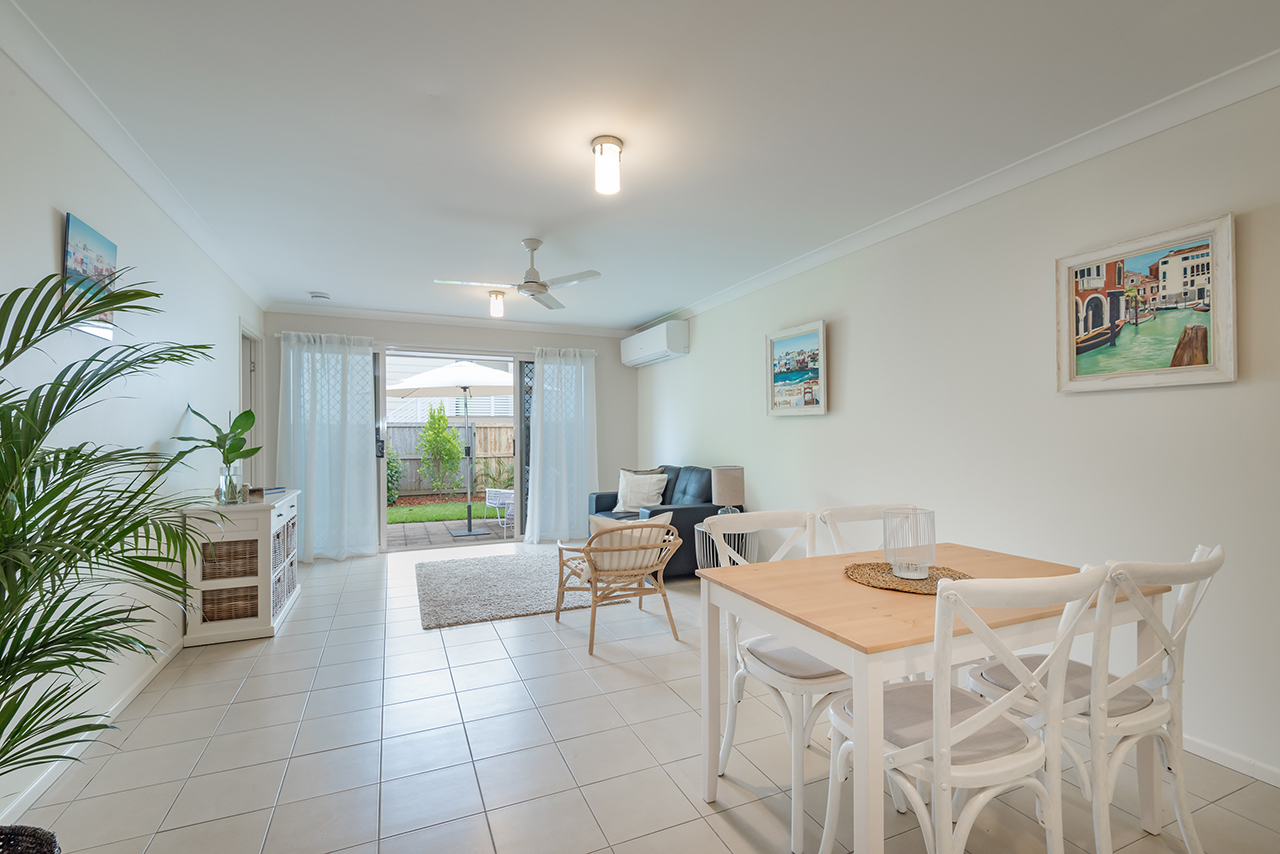 UNIT 2 14 OPAL LANE, COOROY QLD 4563, 0部屋, 0バスルーム, Townhouse