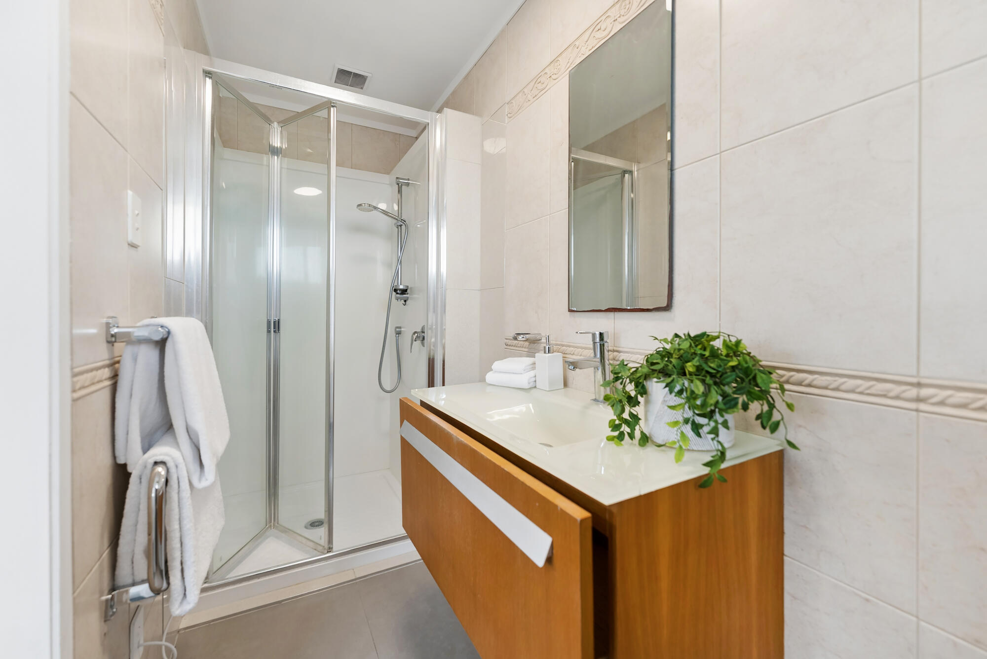 12 Naviti Place, Browns Bay, photo 17