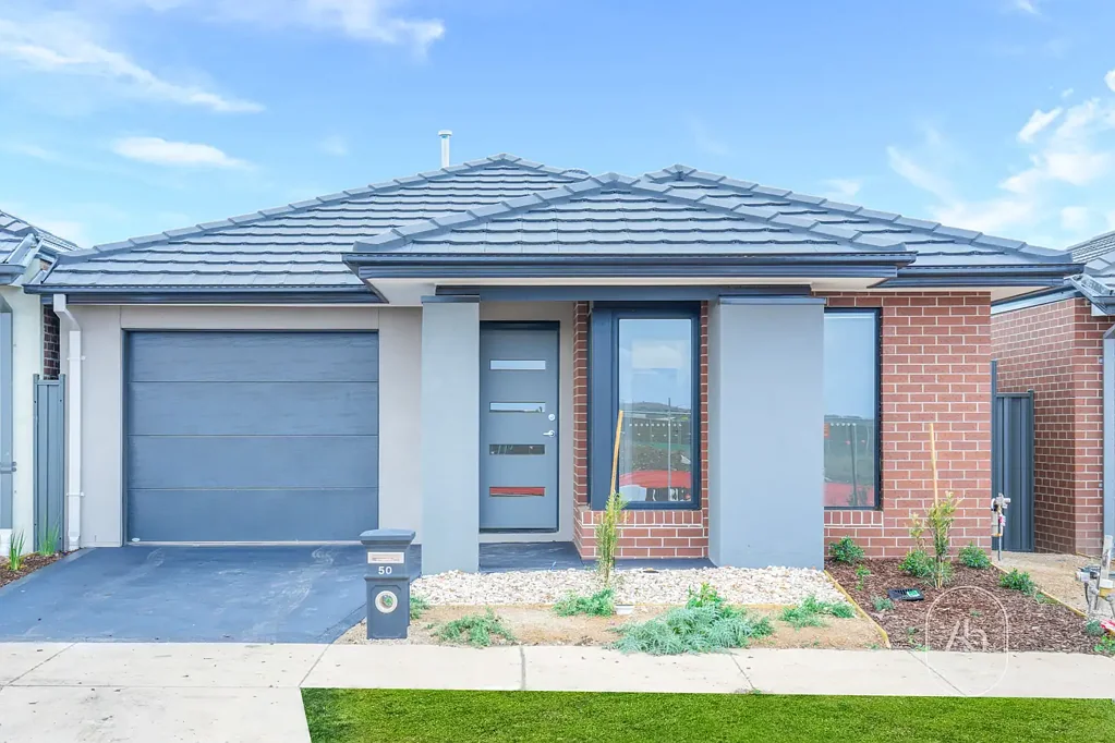 Brand New Modern Family Home in Truganina’s Prime Location