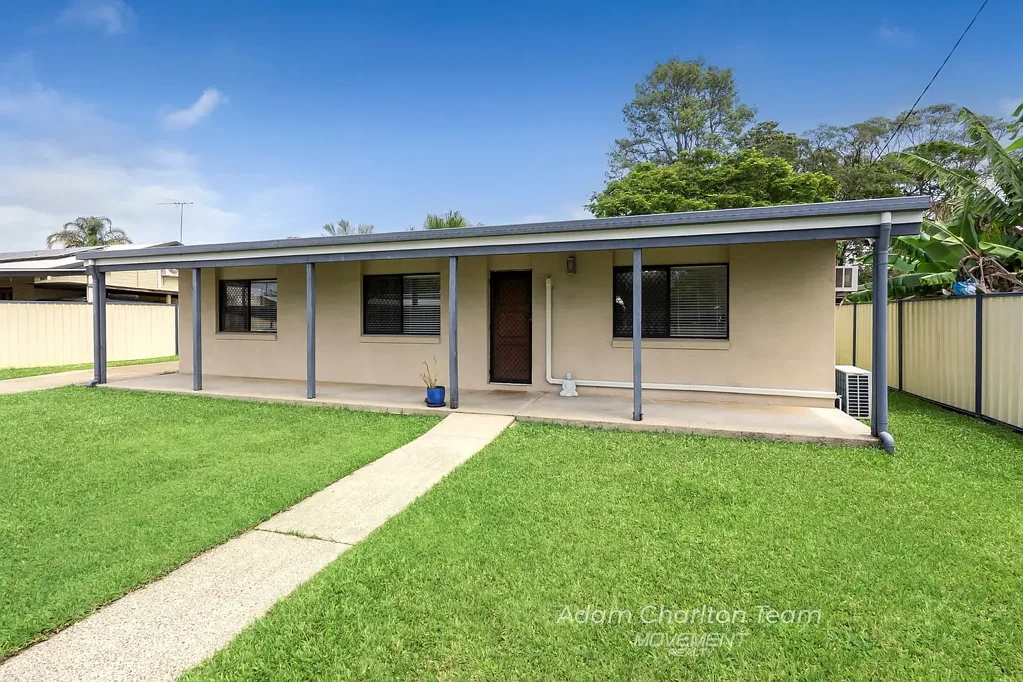 Labas ng Bahay - 24 Bradman Street, Caboolture, QLD 4510