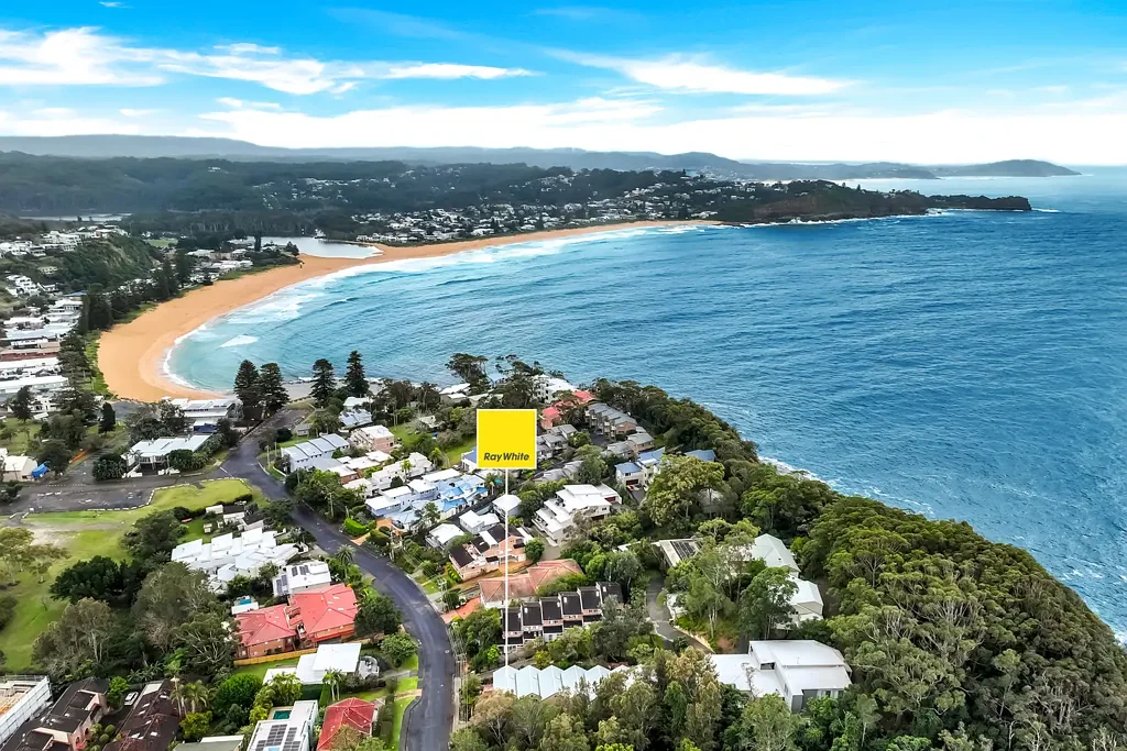 Avoca Beach 3房  Minutes from the Sand