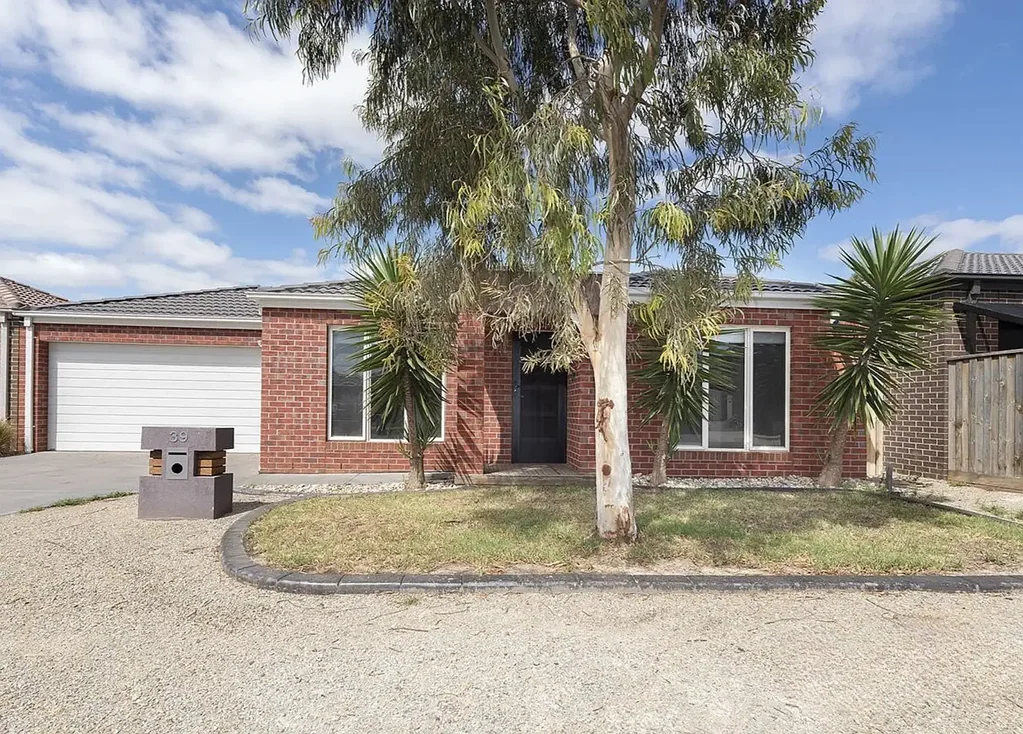39 Barleygrass Crescent, Brookfield, VIC 3338