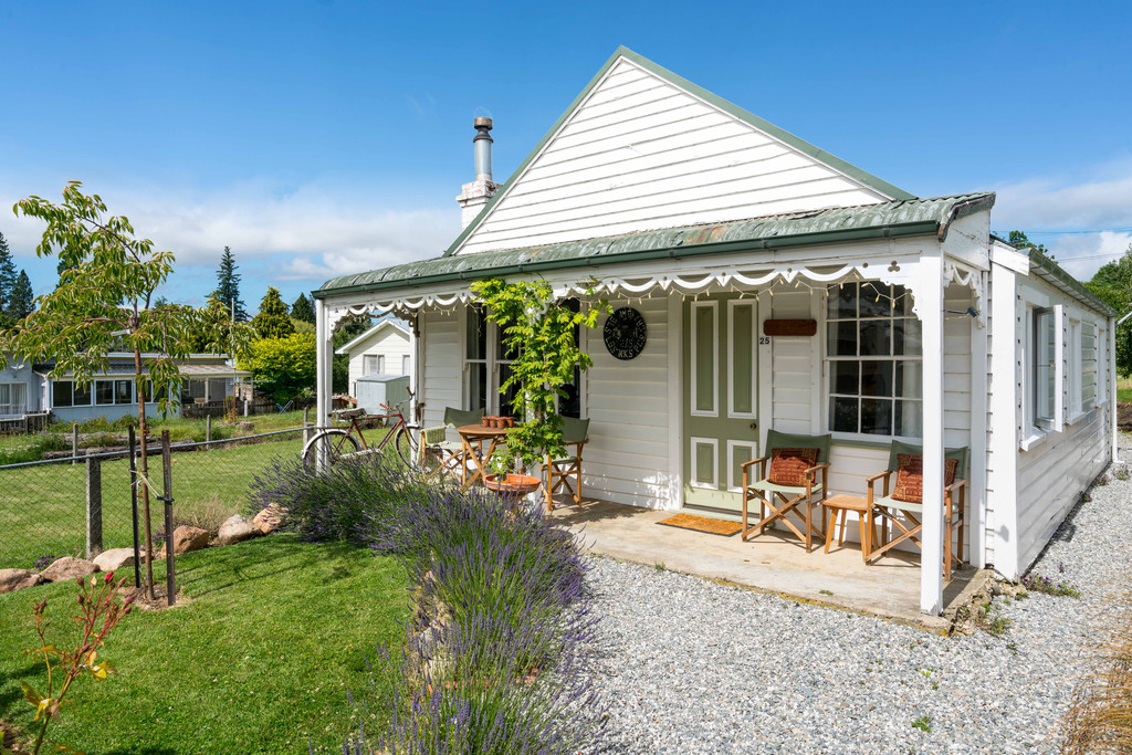 25 Leven Street, Naseby, Otago, 3 Kuwarto, 1 Banyo