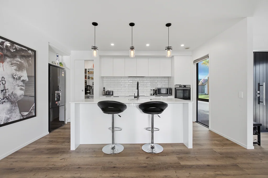 Papamoa 4房  Modern living. Minimal maintenance.