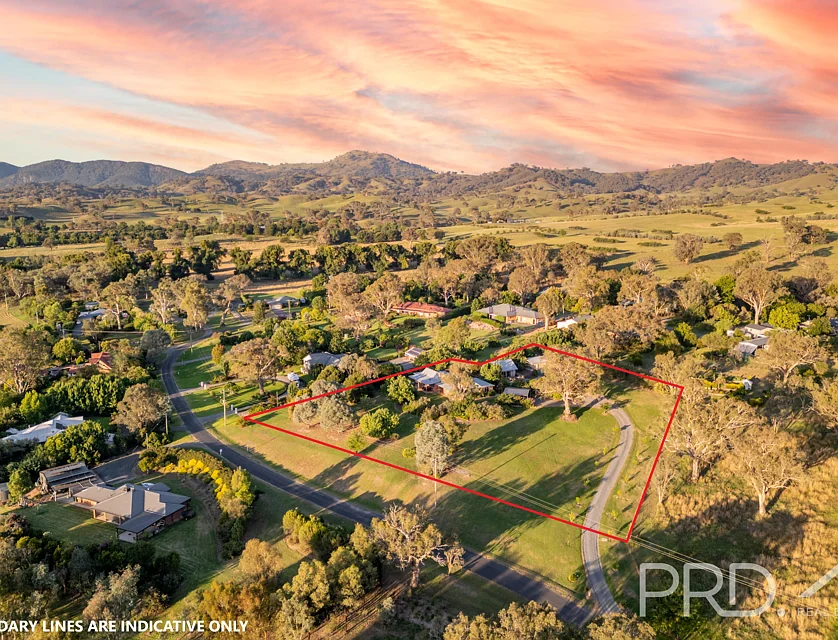 10/477 Wee Jasper Road, Tumut, South Coast, 5房, 2浴, House
