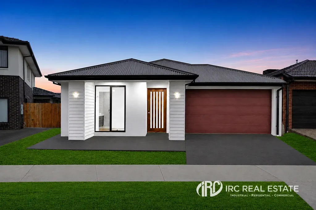 Clyde North 4 Slaapkamer FIRST HOME BUYER ALERT - BRAND NEW LUXURY LIVING IN CLYDE NORTH.