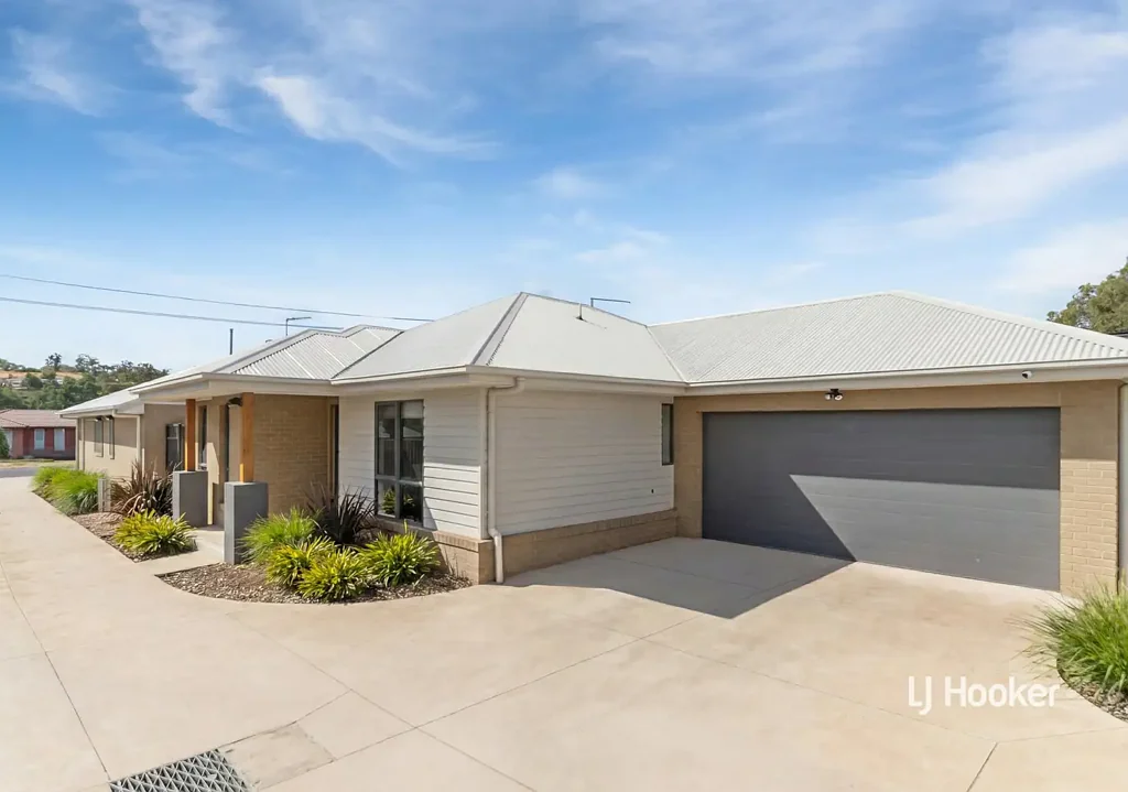 Unit 2/40 McKenzie Street, Broadford, VIC 3658