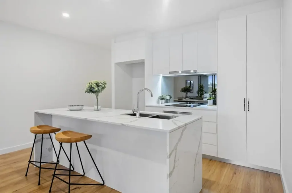 Modern Apartment in Prime Southport Location