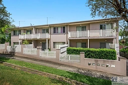 3/81 Cathcart Street, Girards Hill