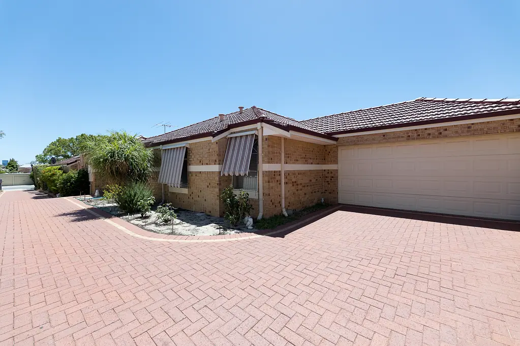 2/45 Comer Street, Como, WA 6152