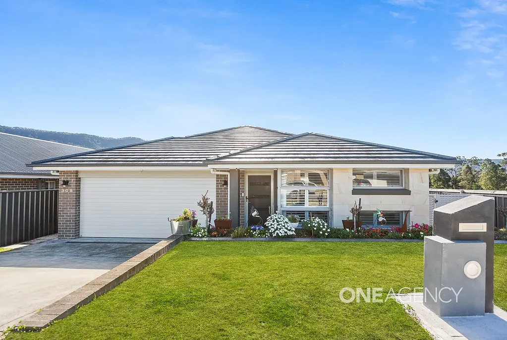 Horsley 4ਬੈੱਡਰੂਮ MODERN COMFORT WITH ESCARPMENT VIEWS