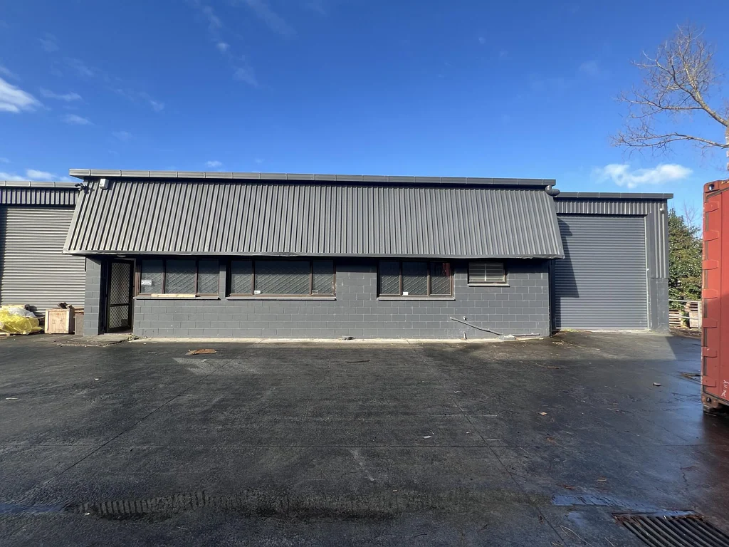East Tamaki Well-configured industrial premises with yard