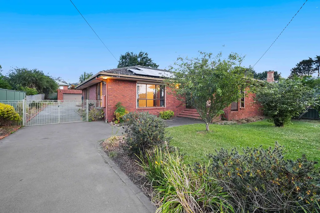 516 Nicholson Street, Black Hill, VIC 3350