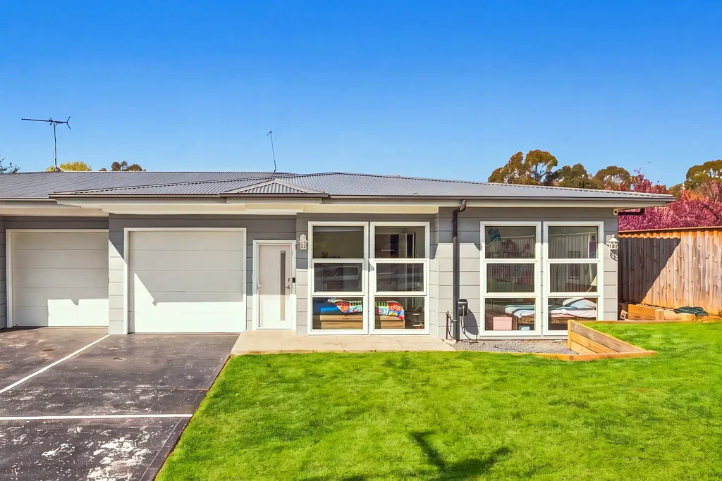 Tahmoor 5Zimmer Modern Family Sanctuary with Unmatched Comfort and Space