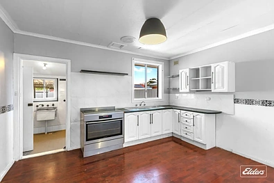 15 Laught Street, Whyalla Stuart, SA 5608, 3 slaapkamers, 1 badkamers, Apartment